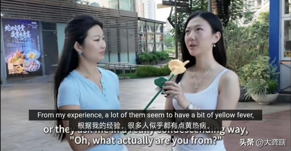 【彻底无语，秃头外国男称90%中国女孩第二次约会就能发生关系】
一位外国男性在社