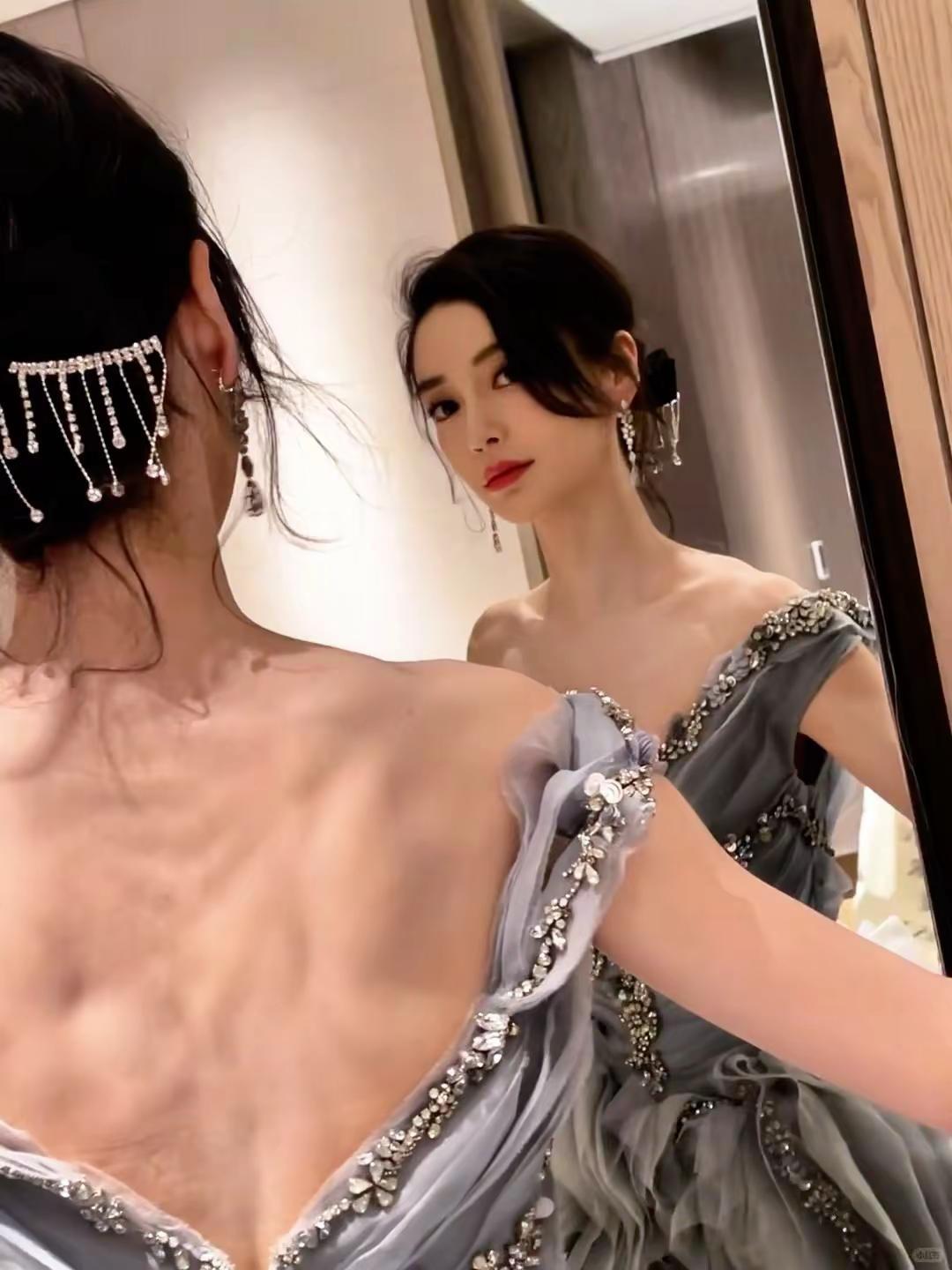 明星背后的艰辛，杨颖背后的勒痕了解下！ 杨颖 每个动作都是用汗水换来的 女性魅力