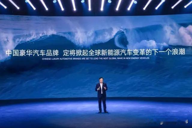 这段时间王传福真是火得一塌糊涂，他提议禁售燃油车，认为电动车将取代燃油车成为主流