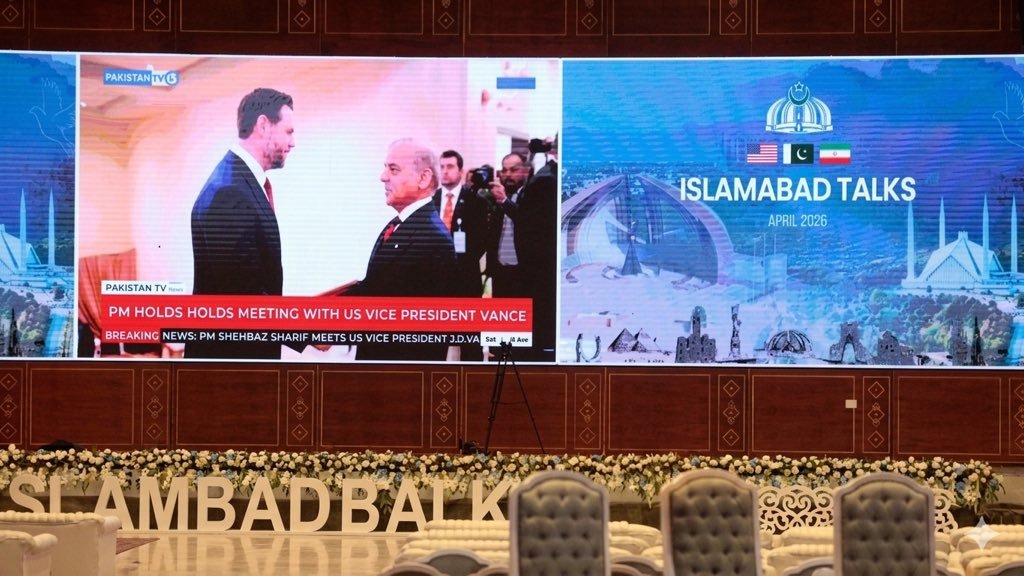 美伊第三轮谈判结束现在还没有结果，巴基斯坦保密做得到位。¹ 是一场马拉松式谈判，