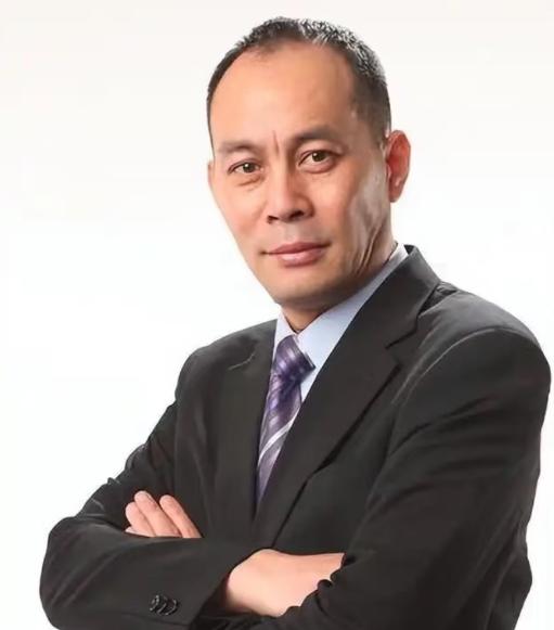 演员张光北说：“当年，我当兵没费多大劲，但这复员可费了劲了，因为我当时在北海舰队