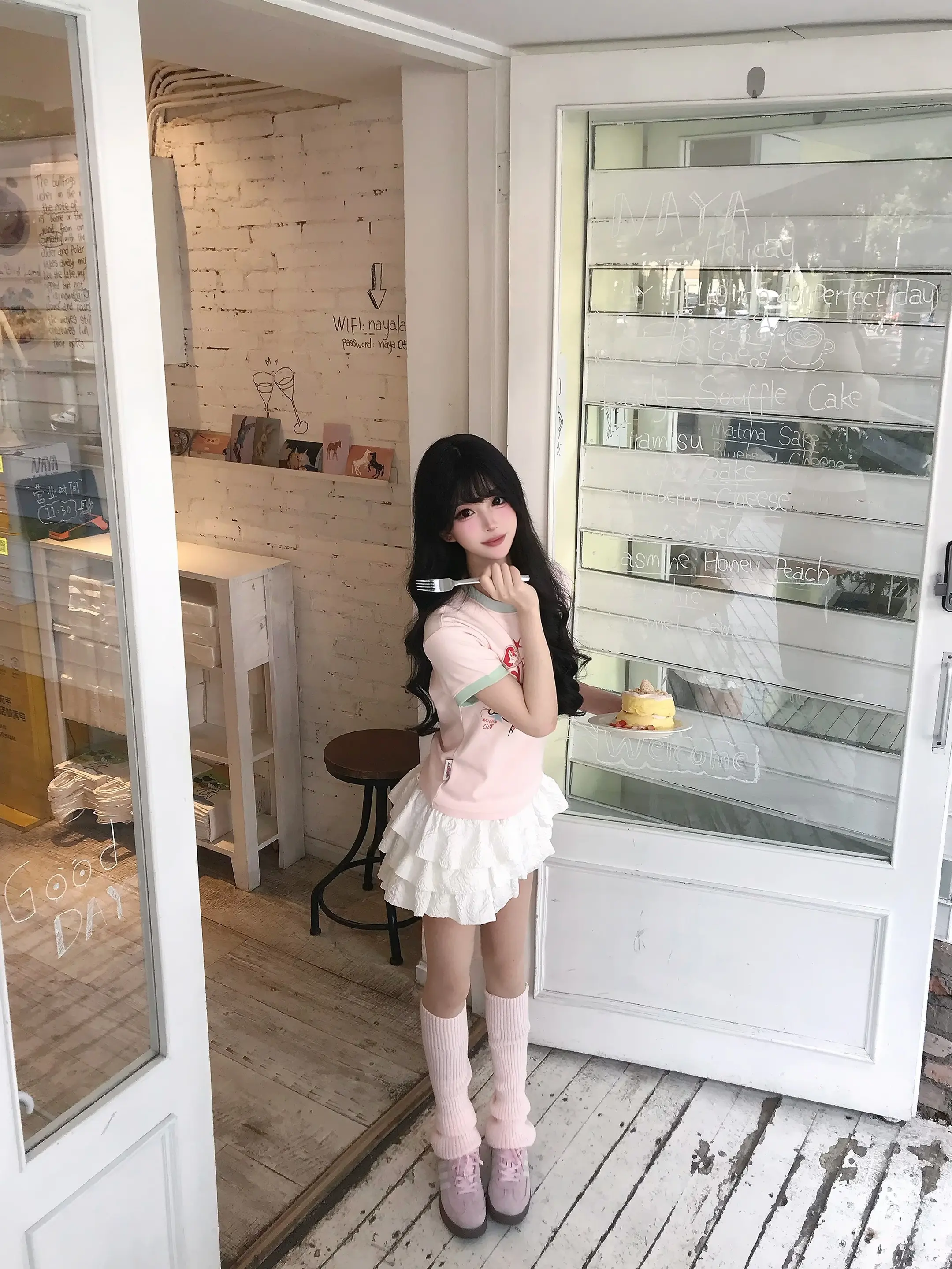 不知道从什么时候开始，我对抗世界的方式从躲在被子里哭变成了奥丁蹲扫