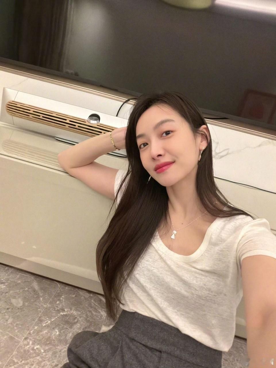 娱乐宋茜下个月可能是光头宋茜说下个月可能是光头 光头！不！可！以！ 