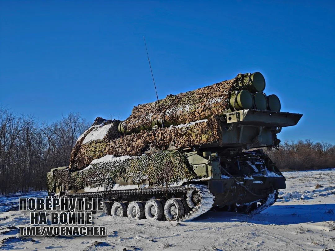 俄罗斯“山毛榉-M3”(Бук-М3)型中程野战防空系统的9A317M发射车