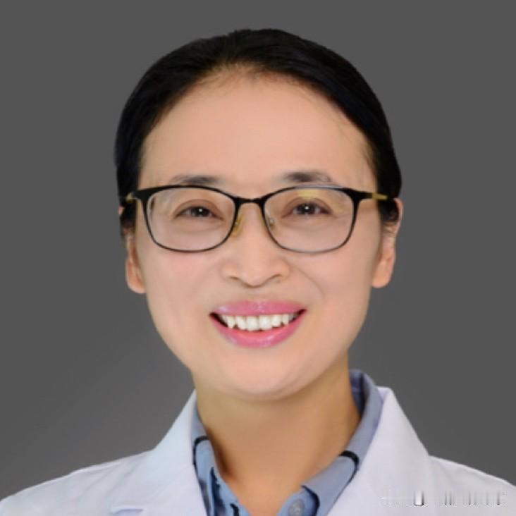 张金香主任医师任职厦门大学医学中心（厦大翔安医院）妇产科主任医师。
1992年毕