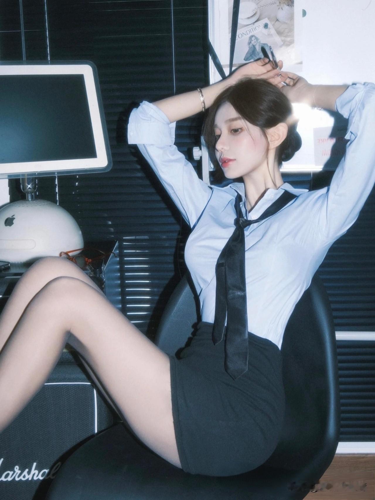 工资像大姨妈，一个月来一次，几天就没了。