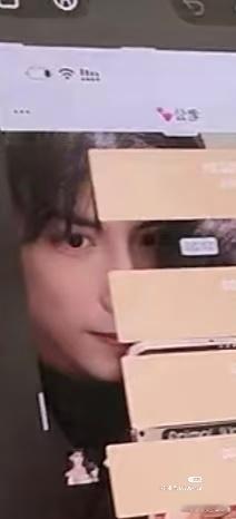 韩安冉晒与新男友合照跟她第二任结婚对象挺像的跟宋也挺像的 