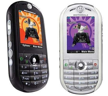 多国限制中小学生在校使用智能手机我上初中的时候，有了自己的第一部手机 Motor