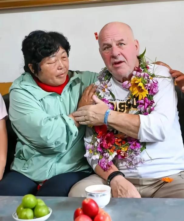 赛考斯这次来中国，真正容易被忽略的一点是：他不是只飞过来见殷玉珍一面。
公开信息