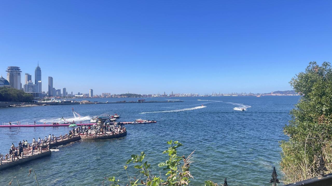 谨记相伴一生的一段话：
人性从不是一成不变的，境遇不同，状态不同，流露出来的本心