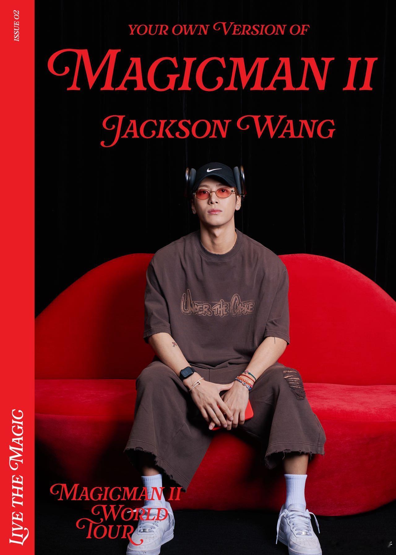 王嘉尔世巡创意人生四格 很少有艺人在粉丝合影上这么用心了[抱一抱][抱一抱]完全
