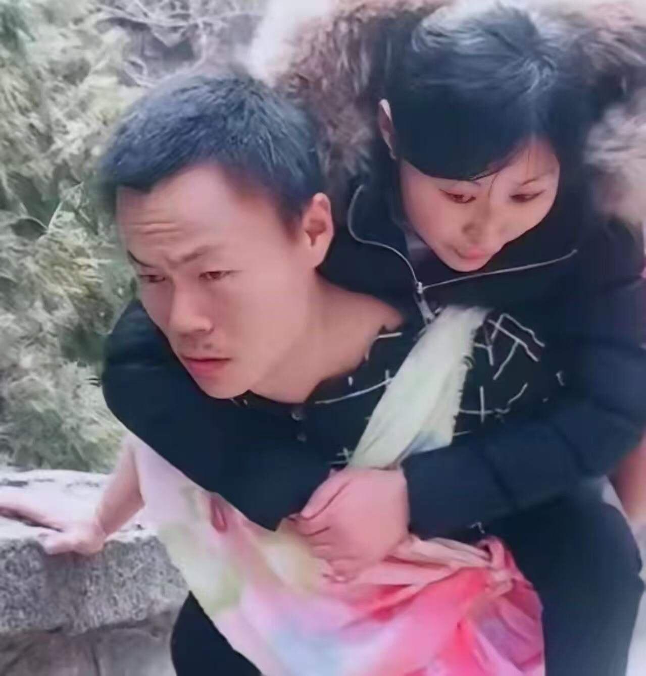 山东，21岁女孩为爱私奔翻墙，不慎摔成瘫痪！小伙知道后，不惜和父母断绝关系，也要