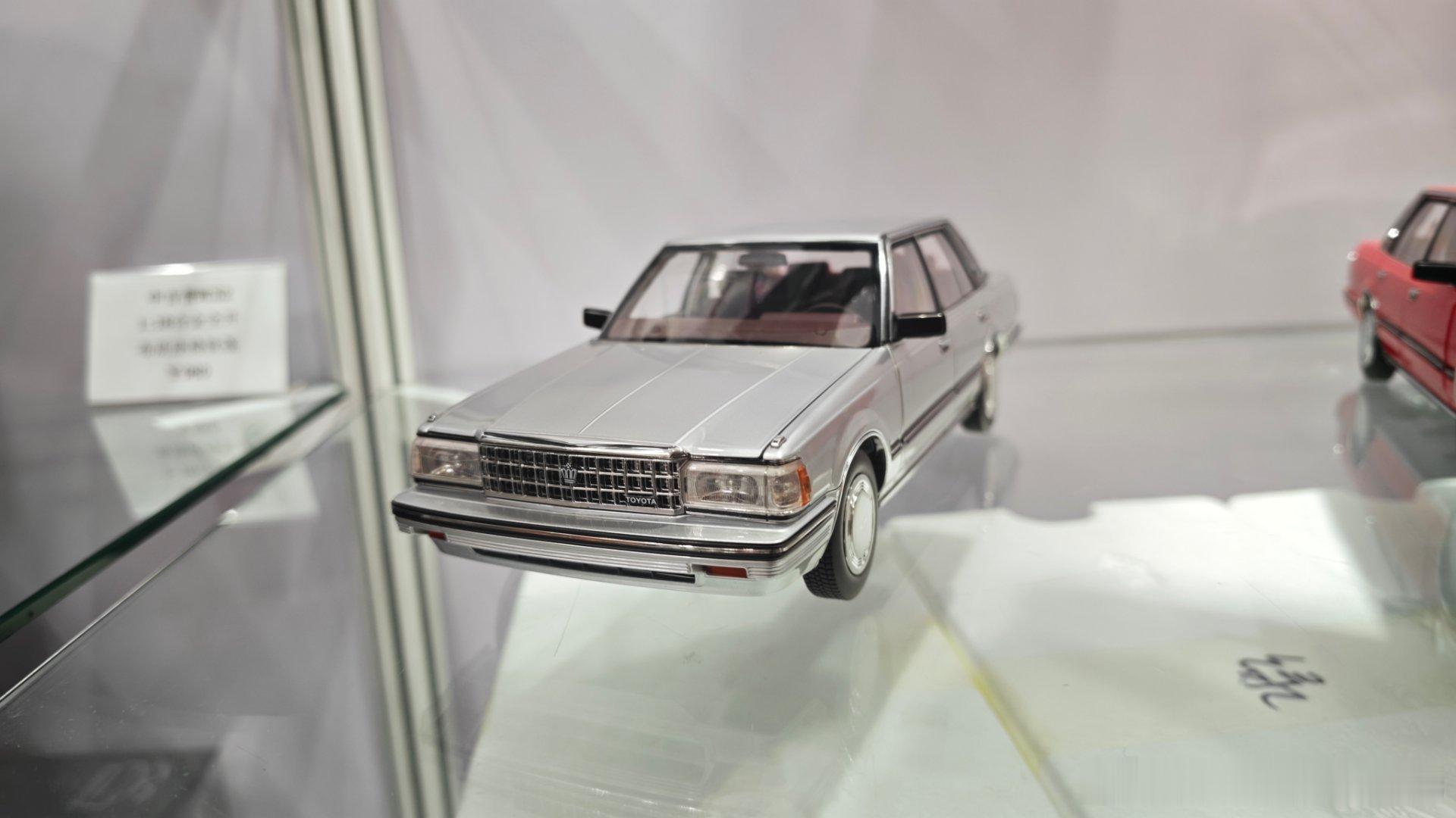 小光模型，各种情怀车1:18 