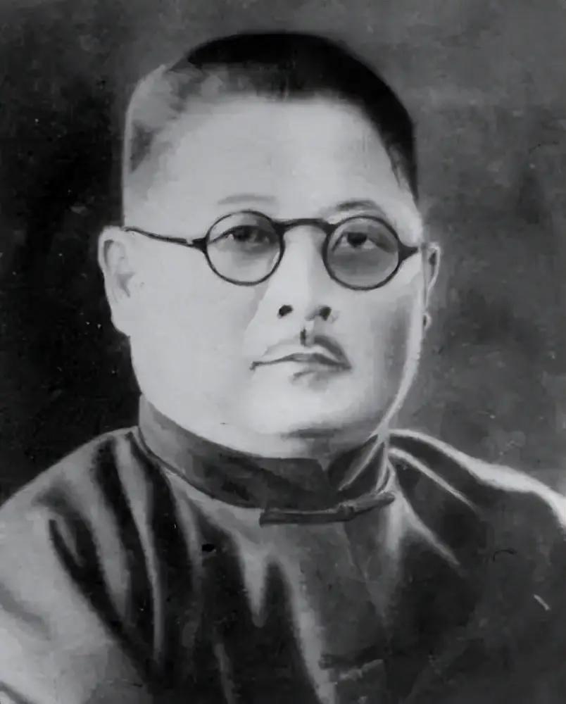 1934年11月9日晚，天津法租界，吉鸿昌正和任应岐、刘少南等人借打麻将掩护，商
