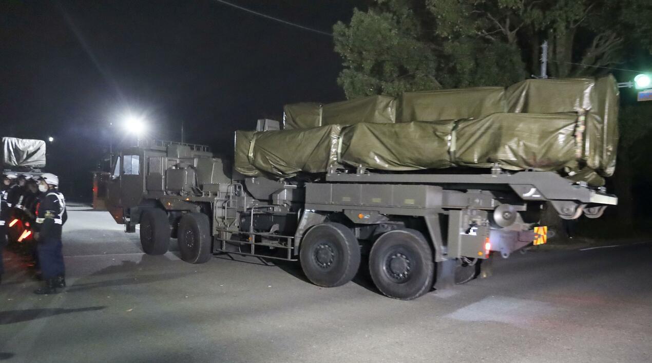 距中国大陆仅800公里，日本连夜在九州部署巡航导弹，当地民众抗议

3月9日，日