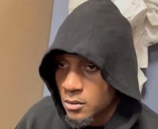 麦克丹尼尔斯赛后接受采访，谈到他们在进攻端对阵掘金的有效办法：尽可能冲着约基奇、