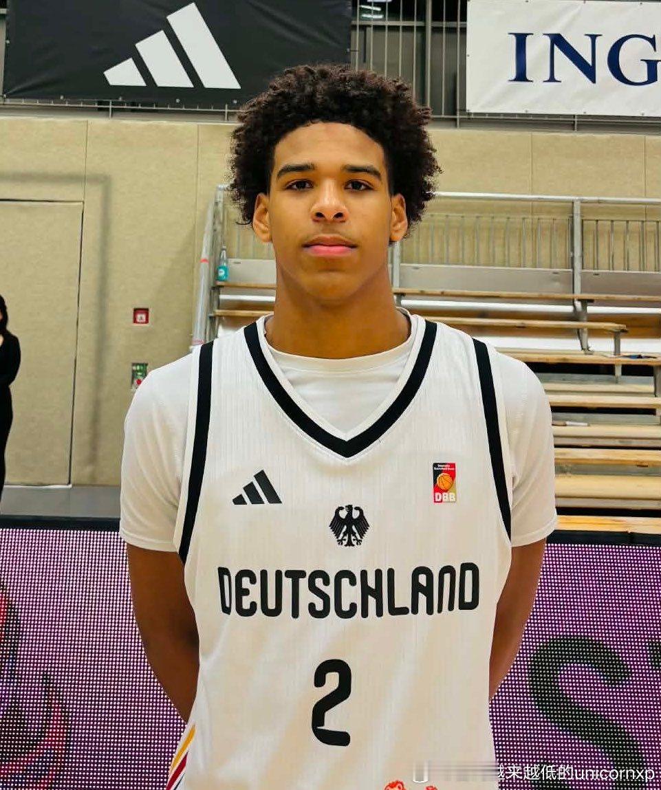 没想到整体天赋平平的德国U18居然打进了曼海姆决赛，Lucai Anderson