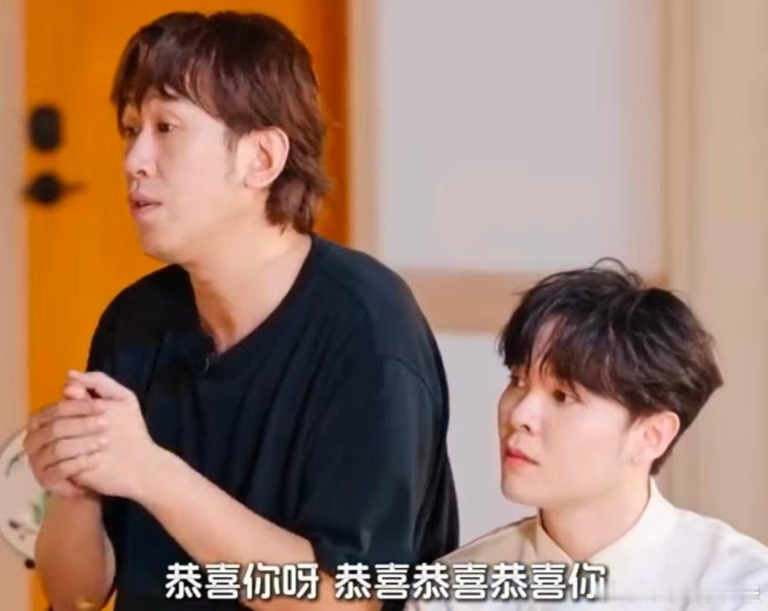 原来恭喜恭喜是庆祝抗战胜利的歌跟着春晚游中国 《恭喜恭喜》的“每个人的嘴里，见面