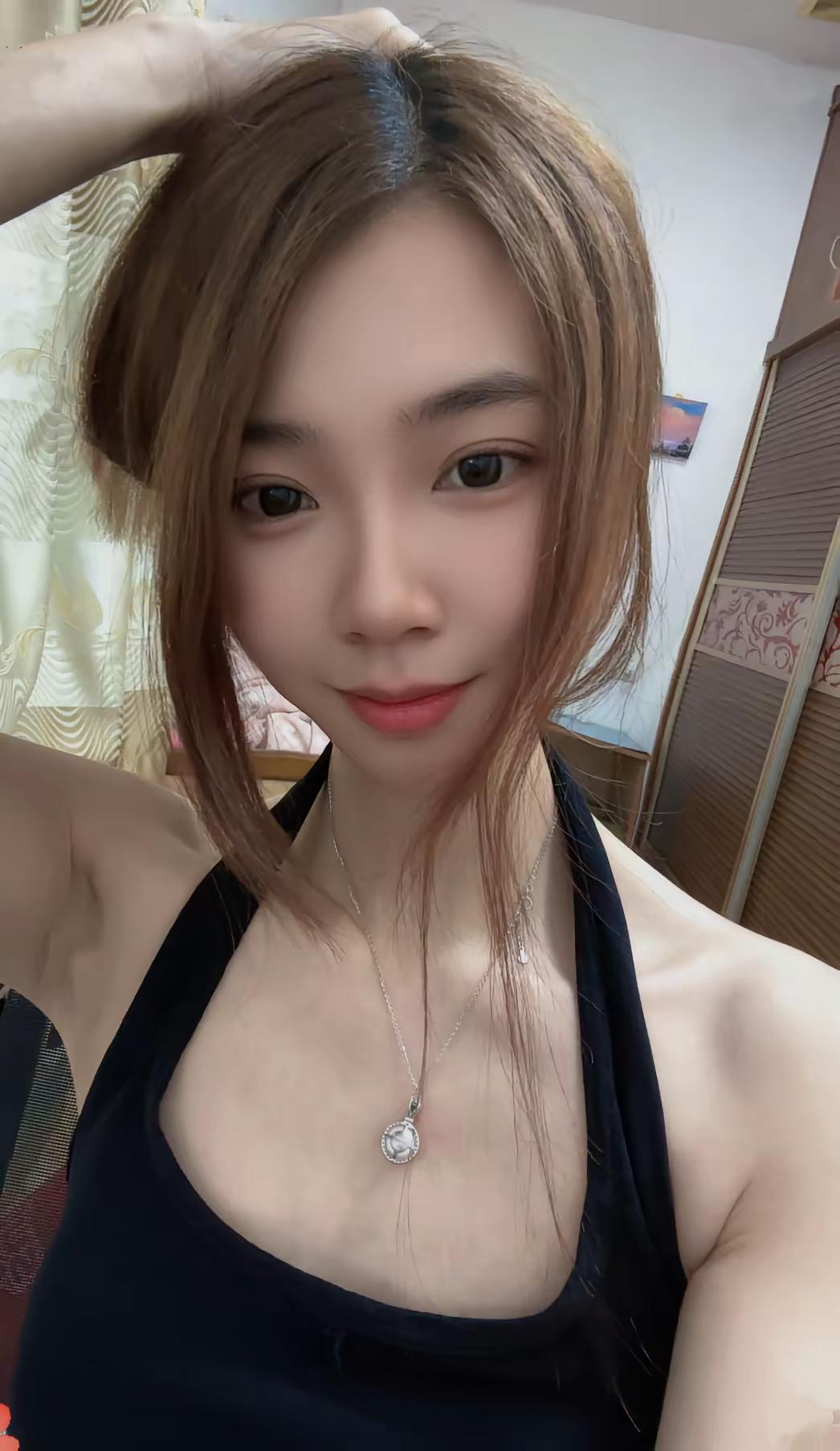 爱💕是时常觉得洃欠 如果她没感受到～那就是代表你给的不够好