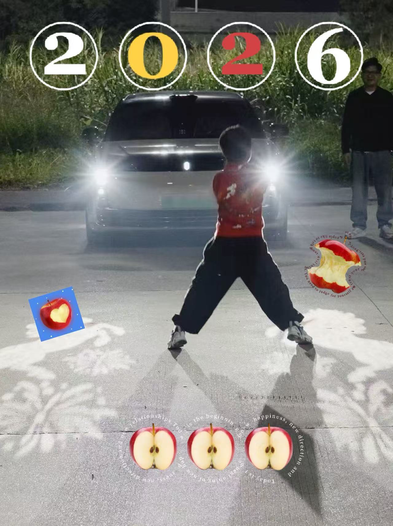 马年第一波可视化祝福来了过年回家“装友圈”又有新灵感了！车灯投影马年祝福，小照片