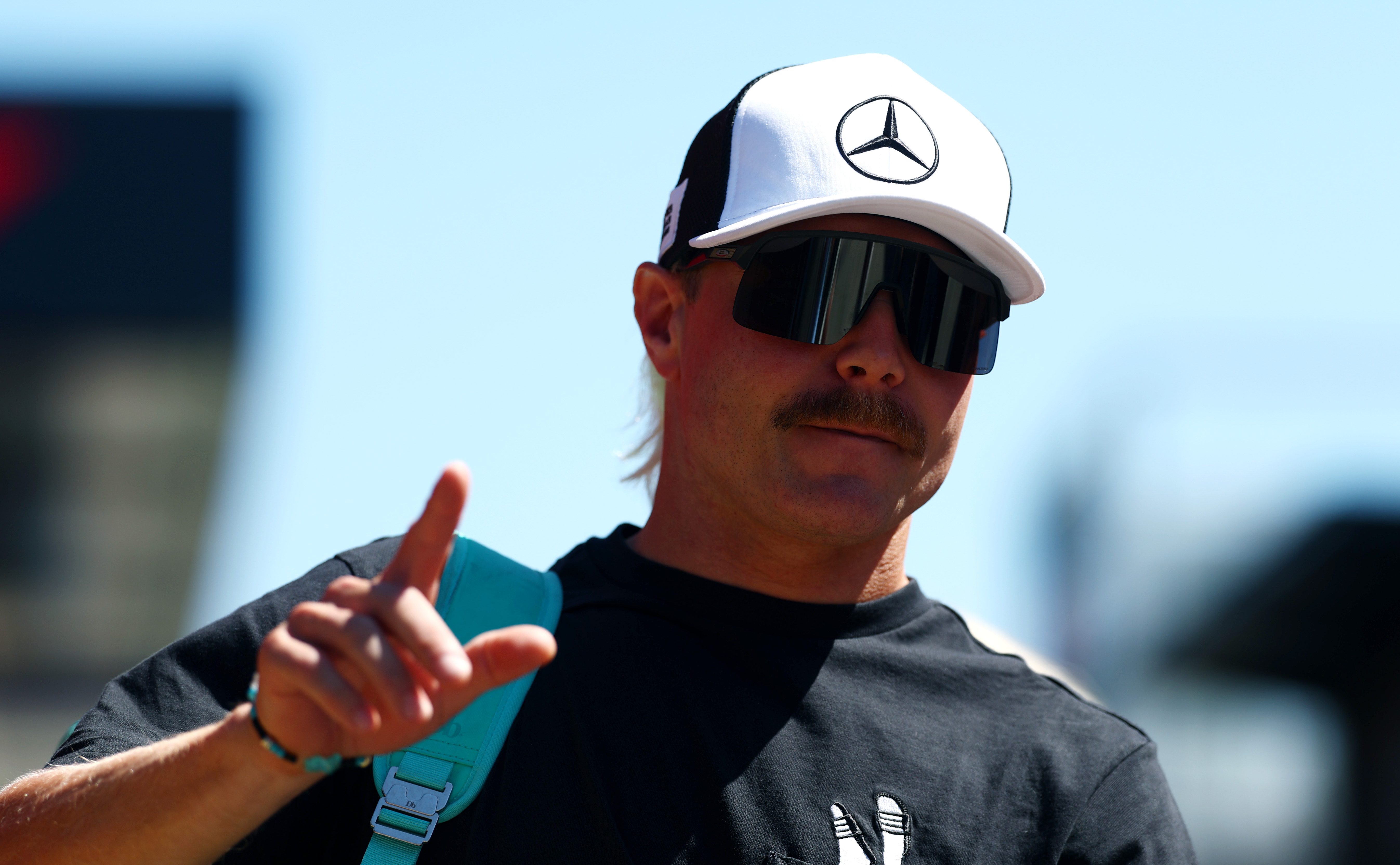 F1 瓦尔特利·博塔斯表示：红牛车队清楚他“渴望在下赛季重返F1”的愿景。在他看