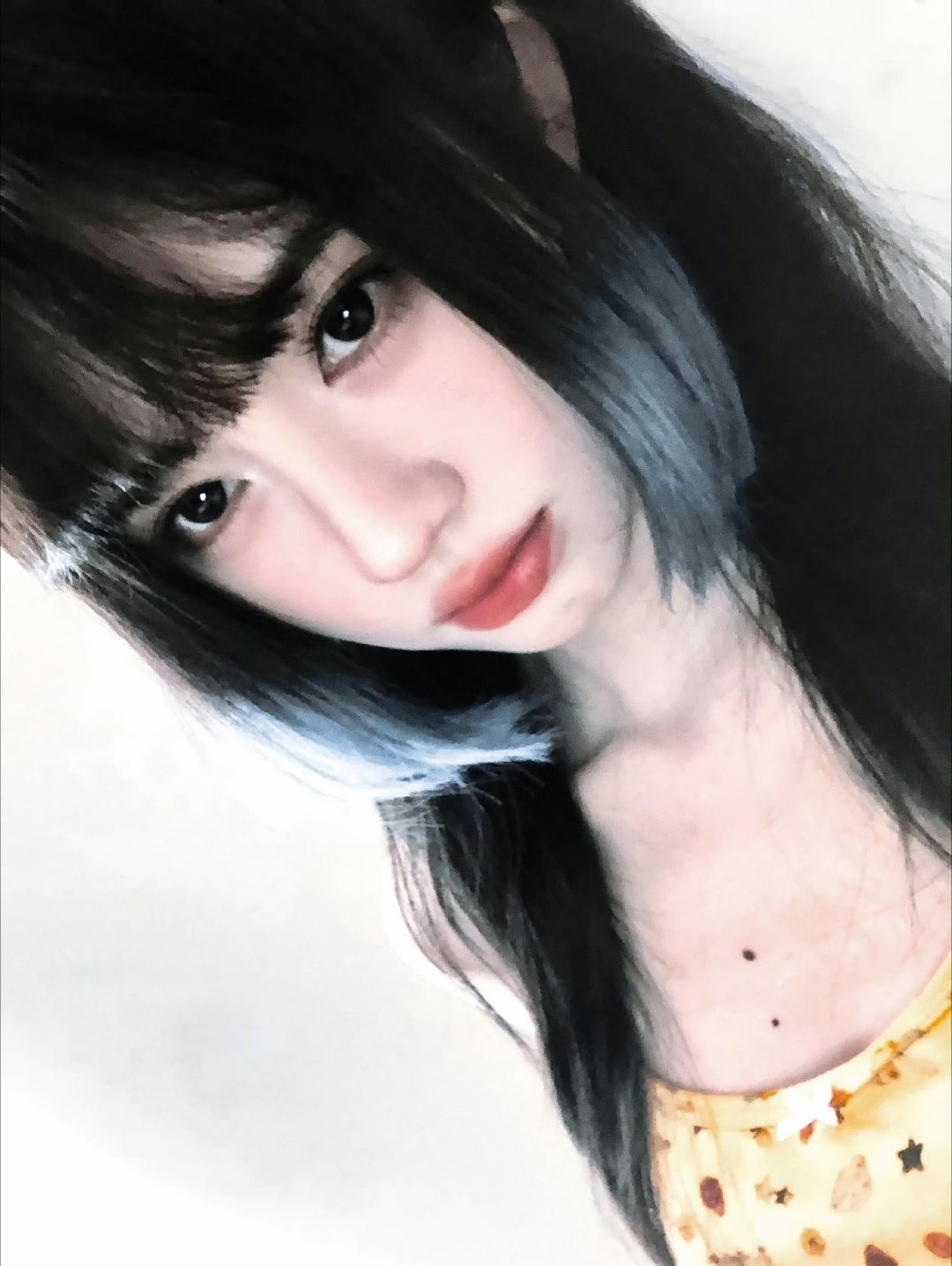💙鞠婧祎露芜衣💙鞠婧祎上官芷 多少人在我身边来去穿梭 留下一部分他们 带走一