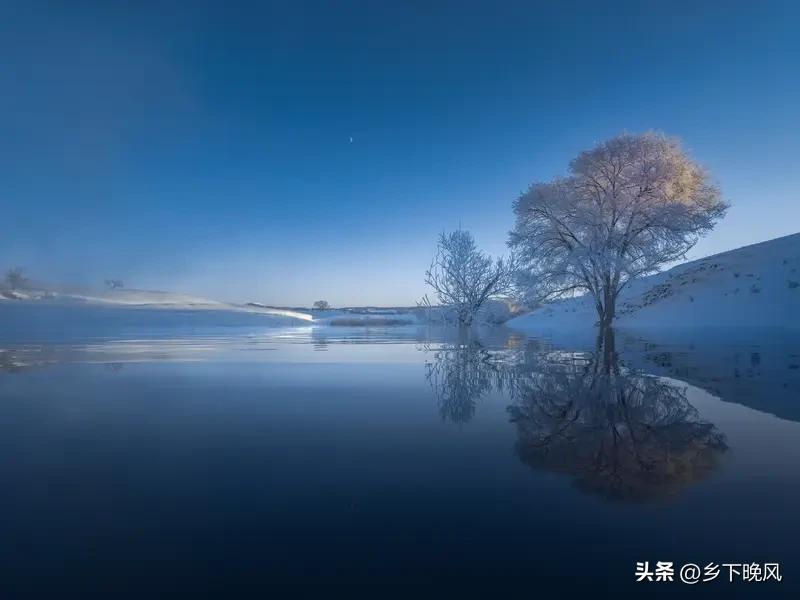 小时候常听老人们讲，八月初一忌讳下雨，要是这天下了雨，整个冬天都会干旱少雨，而且