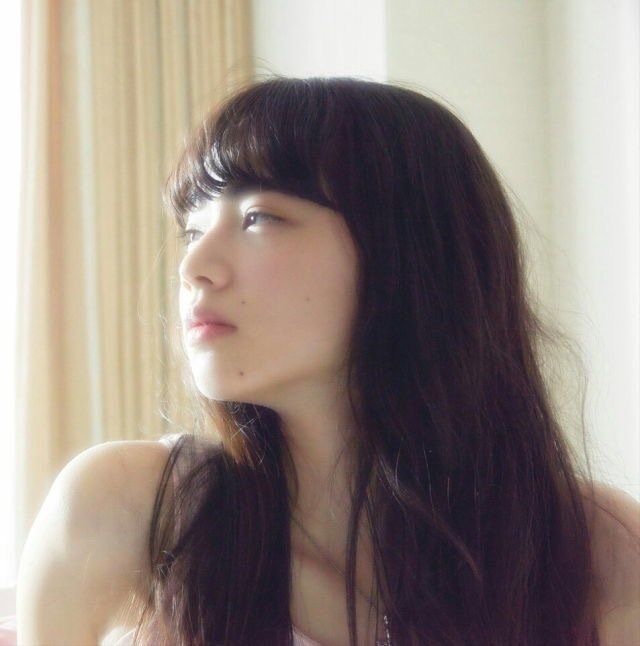 我就说为什么方桃子刚出来的时候就觉得好眼熟….tmd融的小松菜奈的脸啊[怒][黑