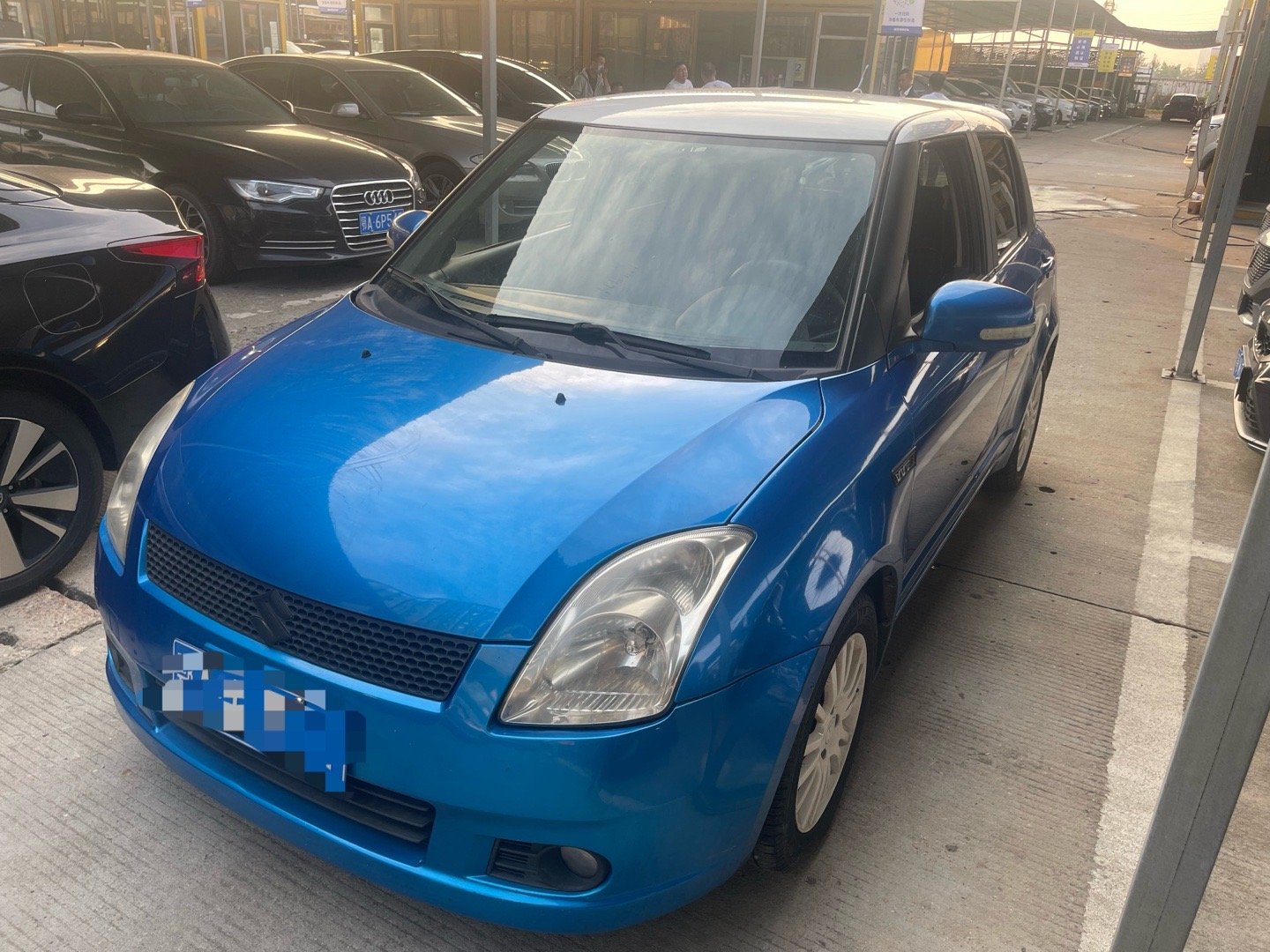 小小雨燕来一台 手动1.5L的 相当难得10年差几天， 10万公里 过了一次户原