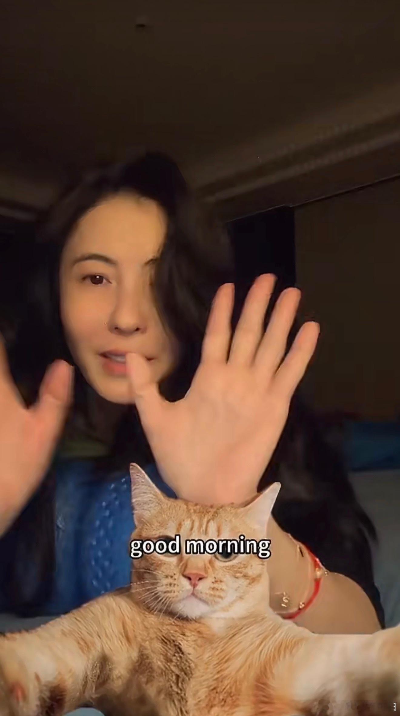 刚起床的张柏芝纯纯素颜，状态好好啊刚起床的素颜张柏芝