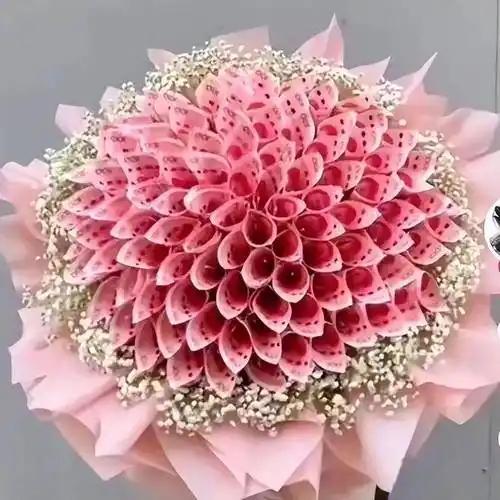 钱是省出来的，还是赚来的不会存钱，赚再多的随手挥霍，到头来1分不剩，克制不必消费