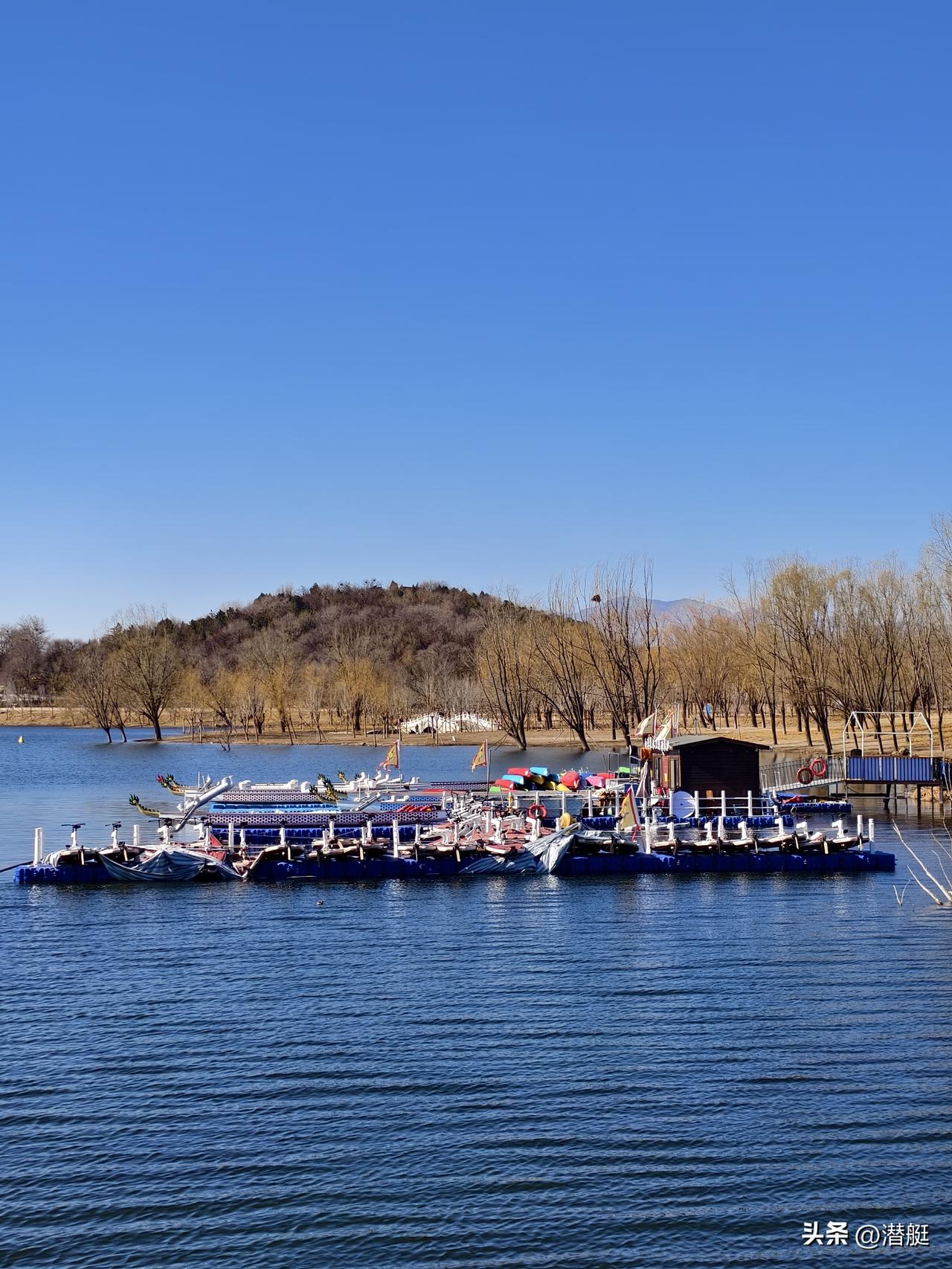 分享随手拍的蓝天白云昌平白浮泉公园随手拍