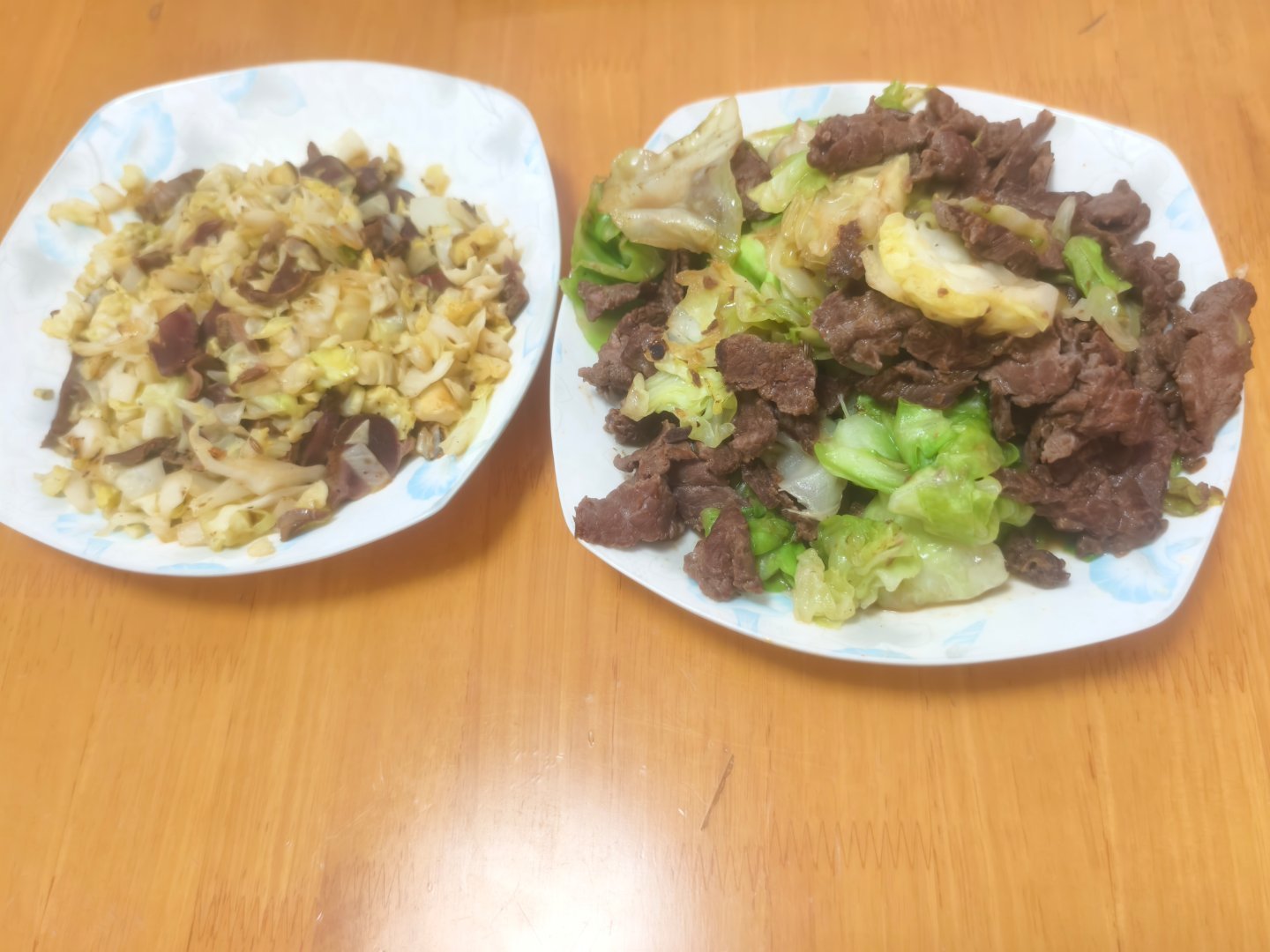 诚邀您同我一起欣赏我这段时间自己糊弄的每一餐饭。 