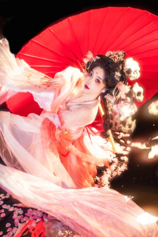 霓裳一舞动四方|美哭的武侠古风写真