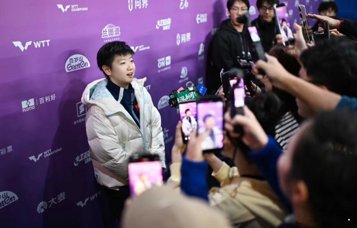 全方位好奇小莎 