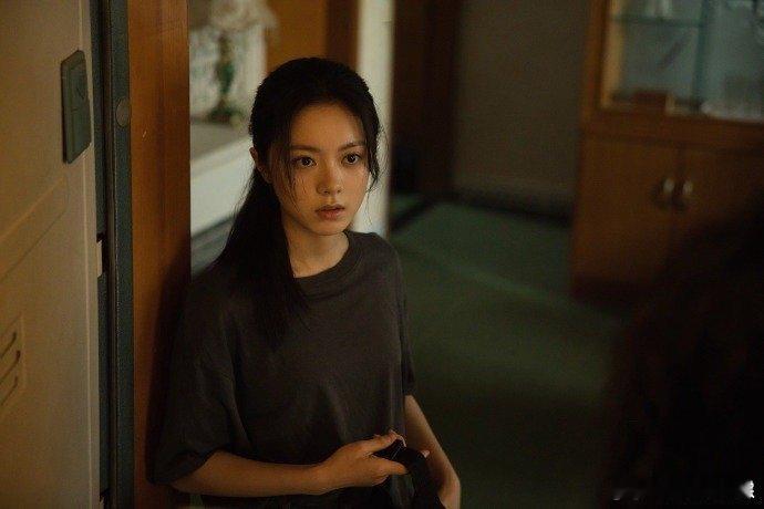 赵今麦微指破7亿  赵今麦演技出众，把甄珍演活了。《电视剧漂白》因她精彩，微指破