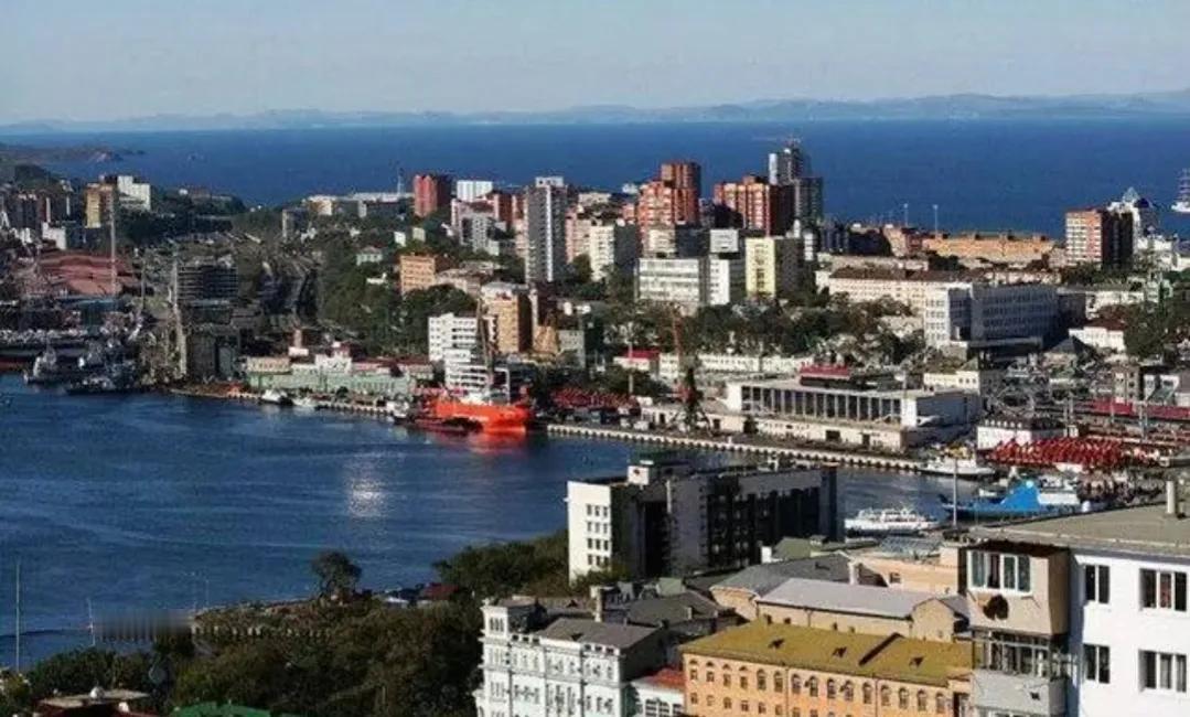 千万别开发远东！
        只要远东还属于俄罗斯人，就绝对不要开发。除非这