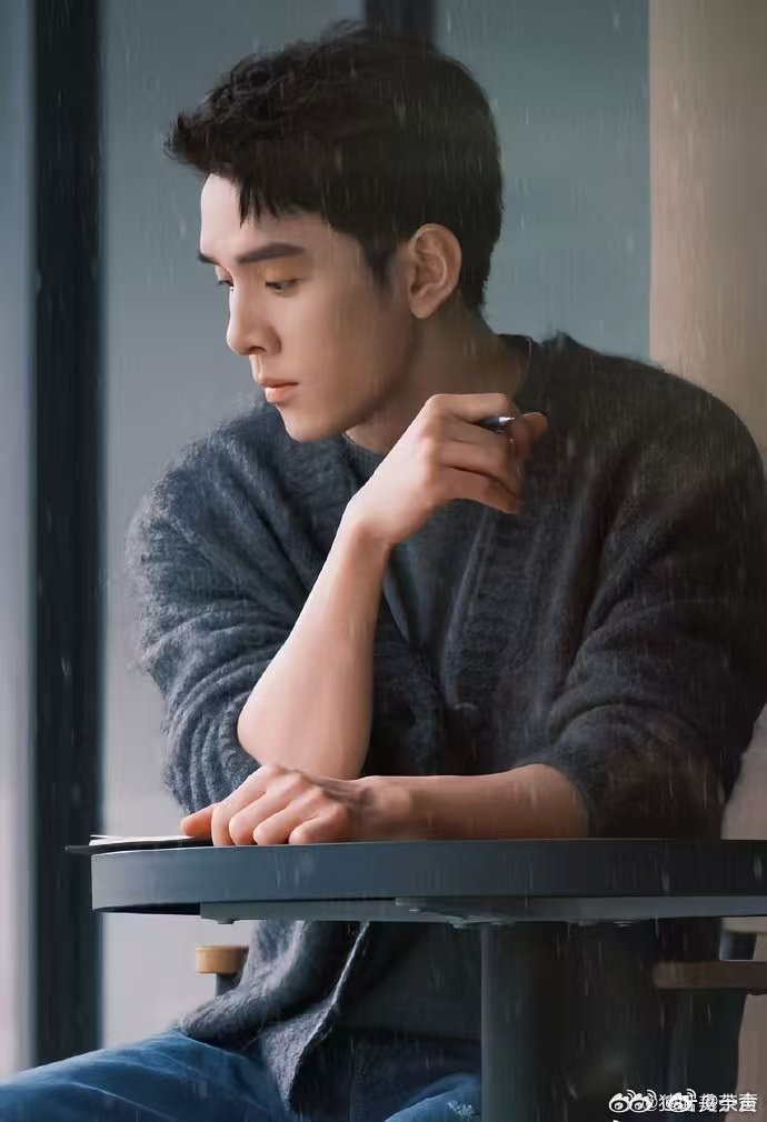 李佳琦李佳琦说王濛有做销冠的潜力《伦敦合伙人》看点又增加，坐等看王濛一路冲刺销冠