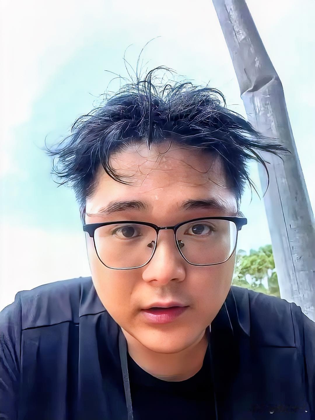 29岁的志愿者党鑫蕊死了！
不是死于癌症，也不是死于疾病，
是死于劳累，死于善良