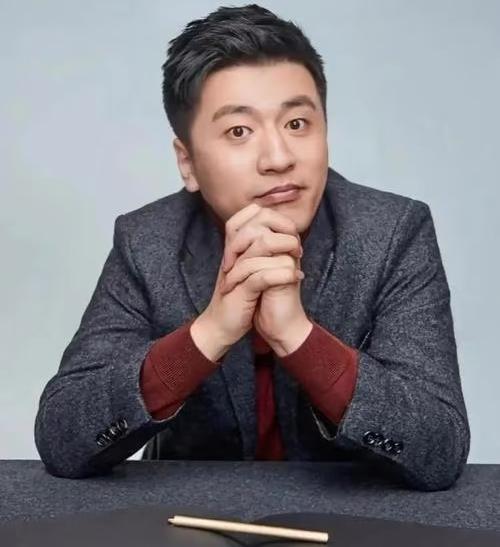 有人在苏州i，今天赶了过去，只想默默送别这位照亮寒门的引路人。
 
谁也没想到，