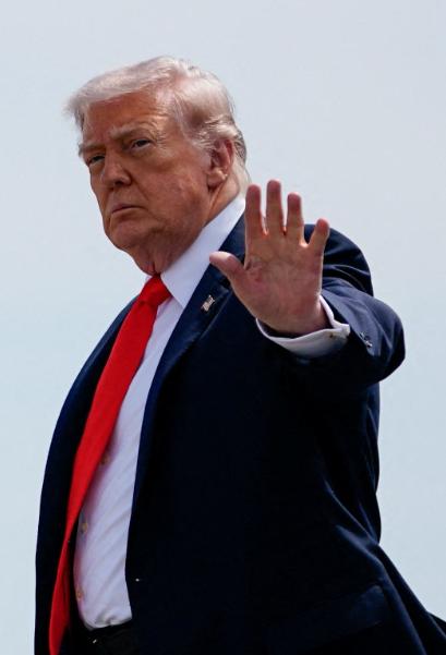 靴子终于落地了！中美同日官宣，特朗普访华时间、行程定了，美国的姿态不是一般的高！