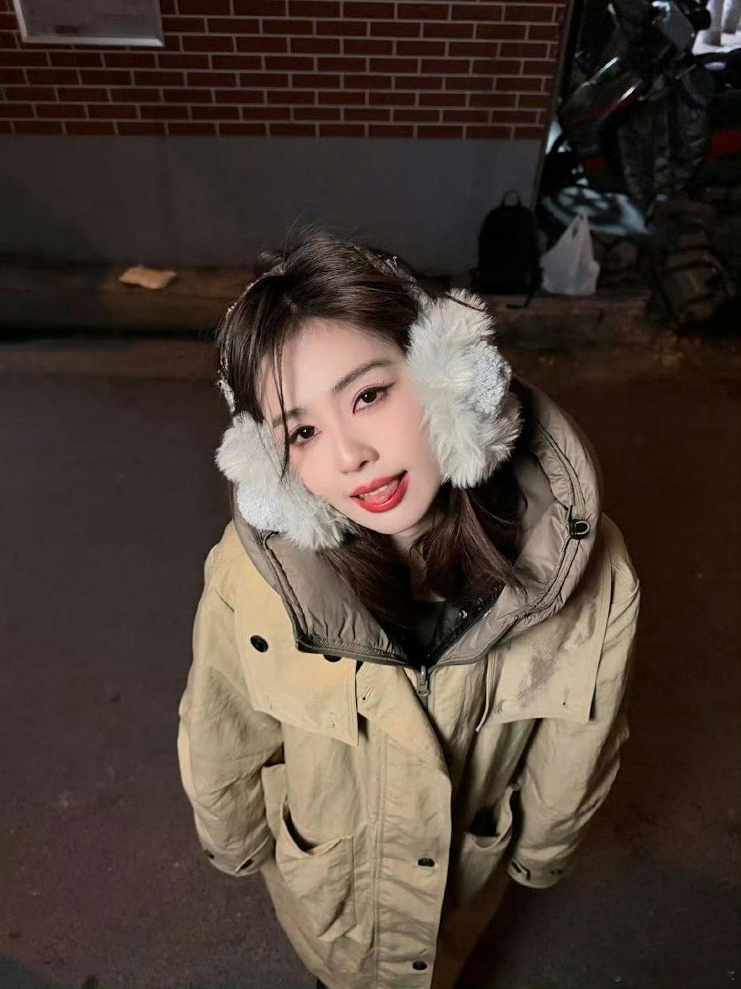 唐宫奇案之青雾风鸣 我的评分：白鹿破万四连拍唐宫奇案《唐宫奇案》开播四天即登顶热