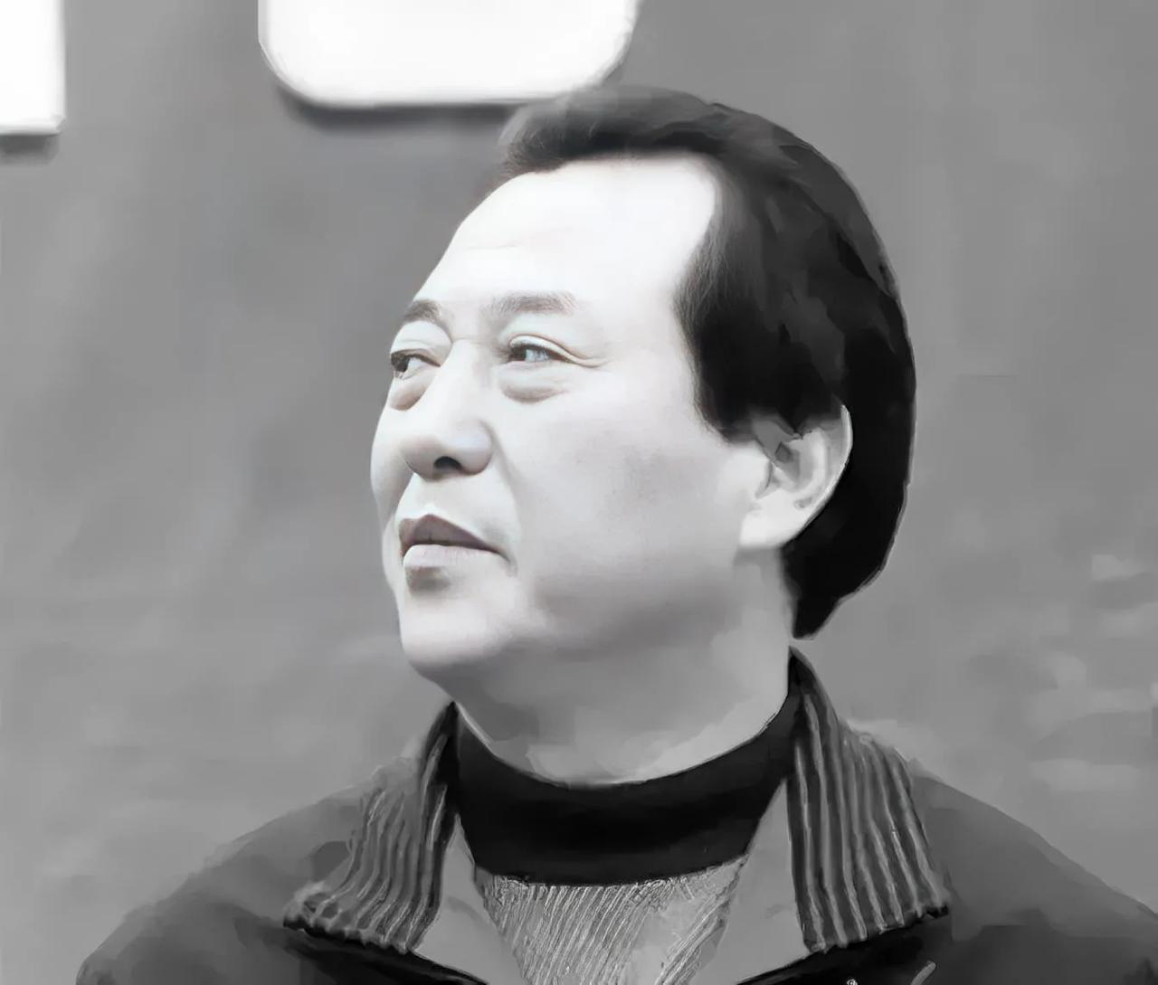 张铁生出狱后，找工作求职四处碰壁，原来的同事和朋友都像躲瘟神一样躲着他，谁也不肯