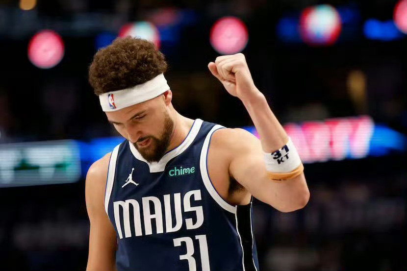 克莱这赛季目前打到现在 投篮命中率38.6%  三分球命中率37.6%场均只有1