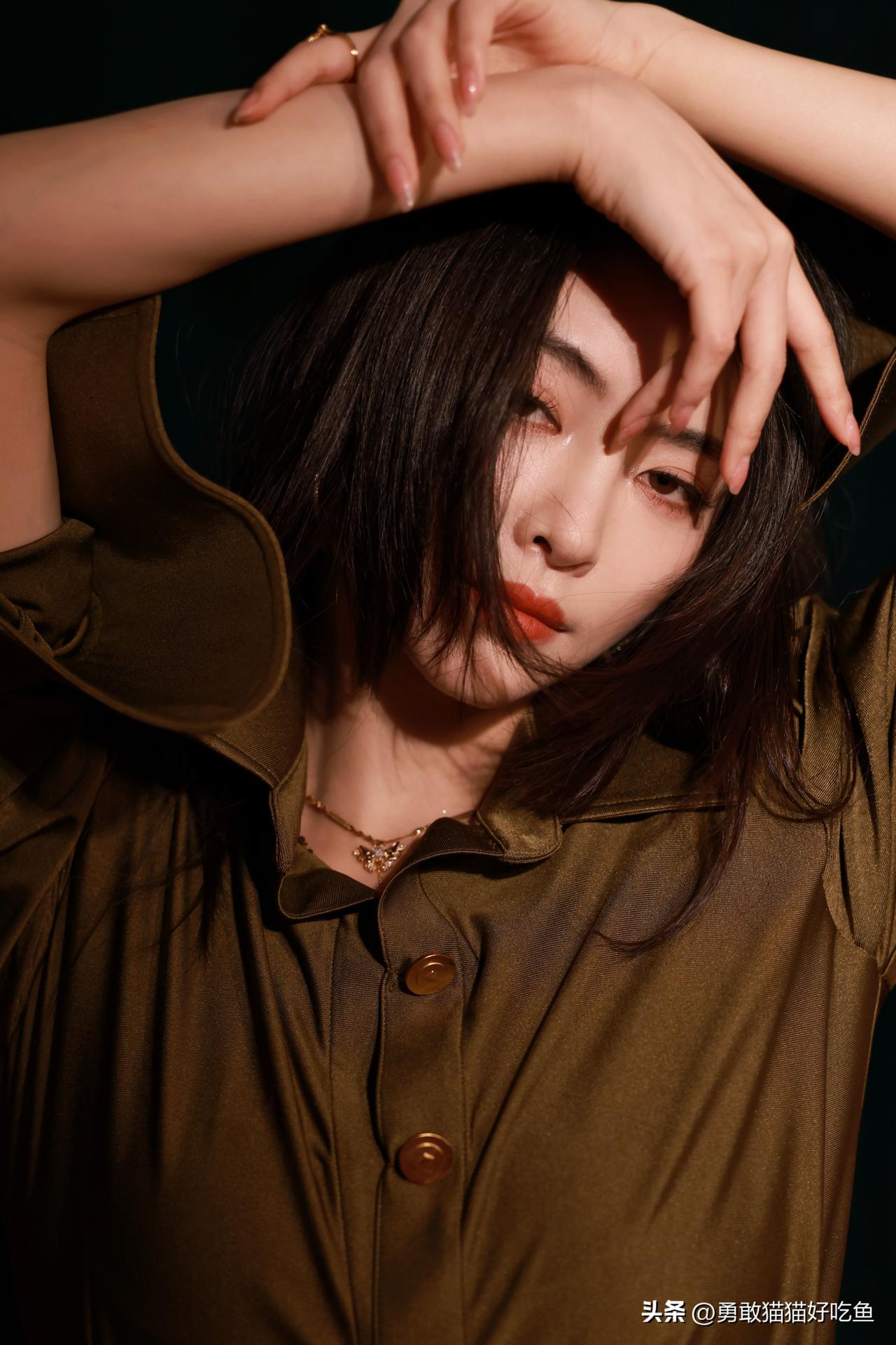 许佳琪分享图片