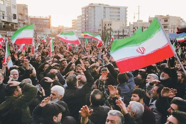 特朗普下令“无限期停战”，9千万伊朗人熬出头了？真相恐不简单！
复旦大学中东研究