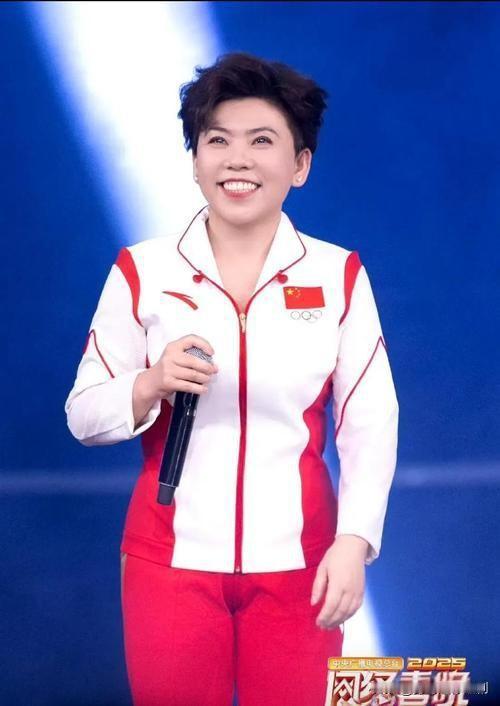 三大魔王的“最强”维度

邓亚萍：开创时代的“初代大魔王”

- 历史地位：中国