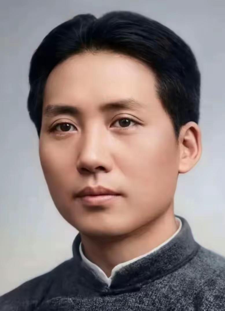 毛主席这句词，穿越百年依然振聋发聩：数风流人物，还看今朝！
 
总有一句话，读一