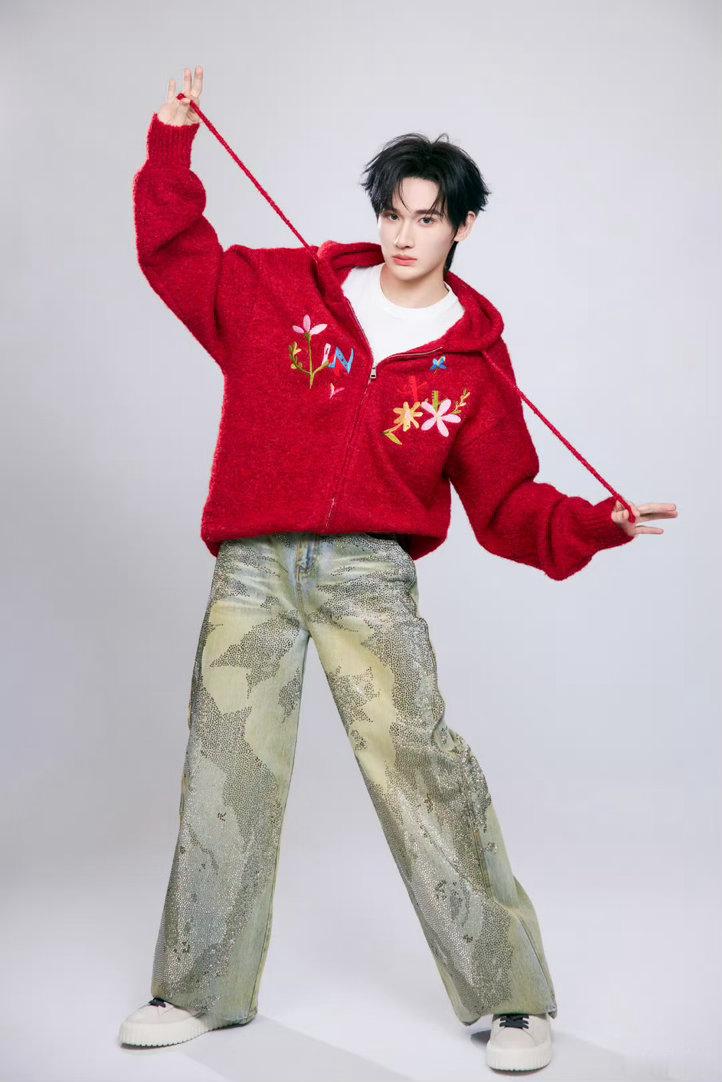 .余宇涵钟辰乐早就该认识了余宇涵钟辰乐库里追星DNA动了谁能拒绝神仙同担组合！追