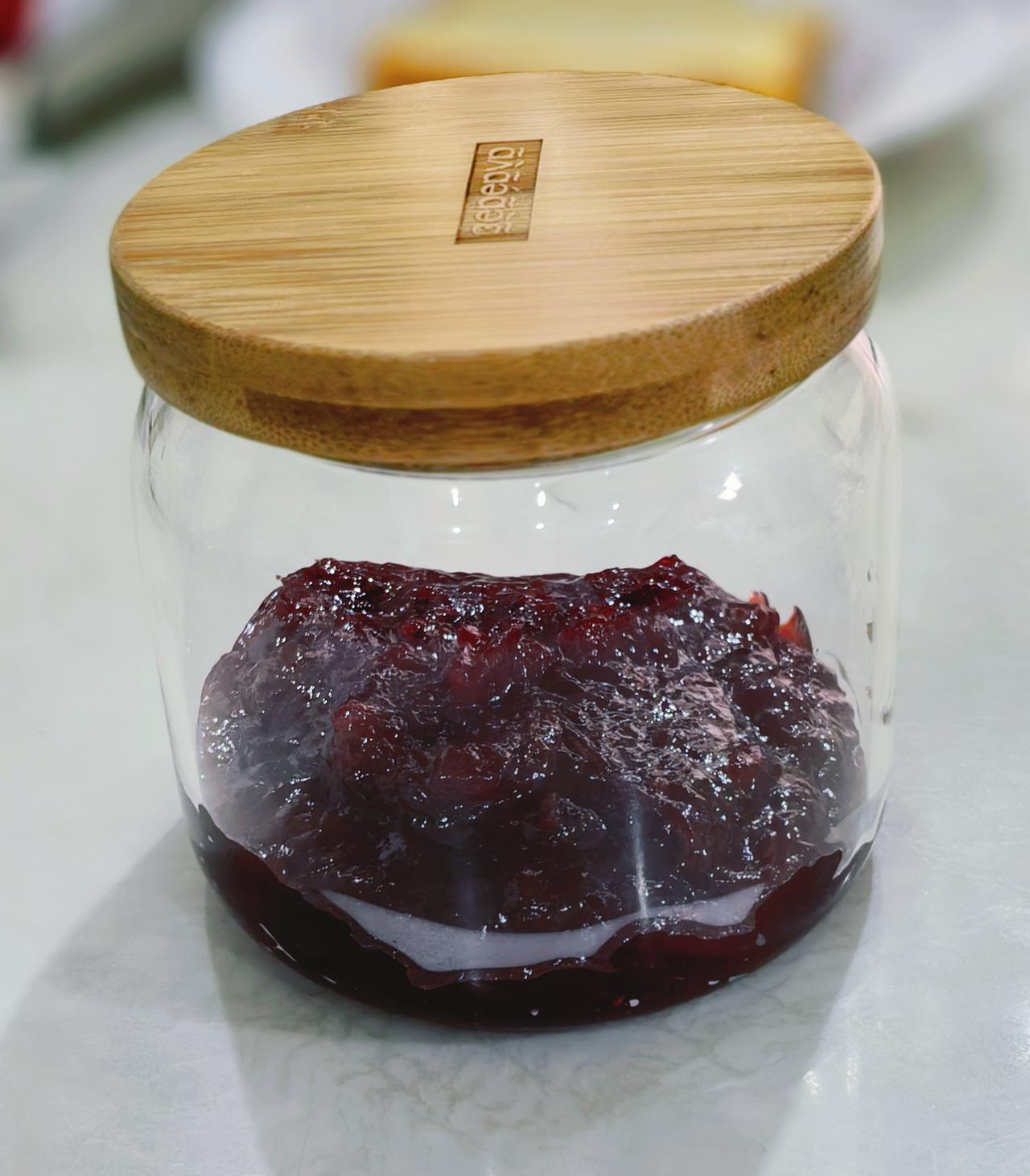 解锁果酱技能～

友说，自己做点东西，
很生活，挺有趣的。

琪说，面包片里抹点